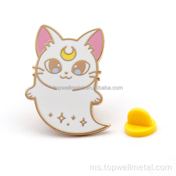 2024 NO MOQ Custom Cute Anime Enamel Badges